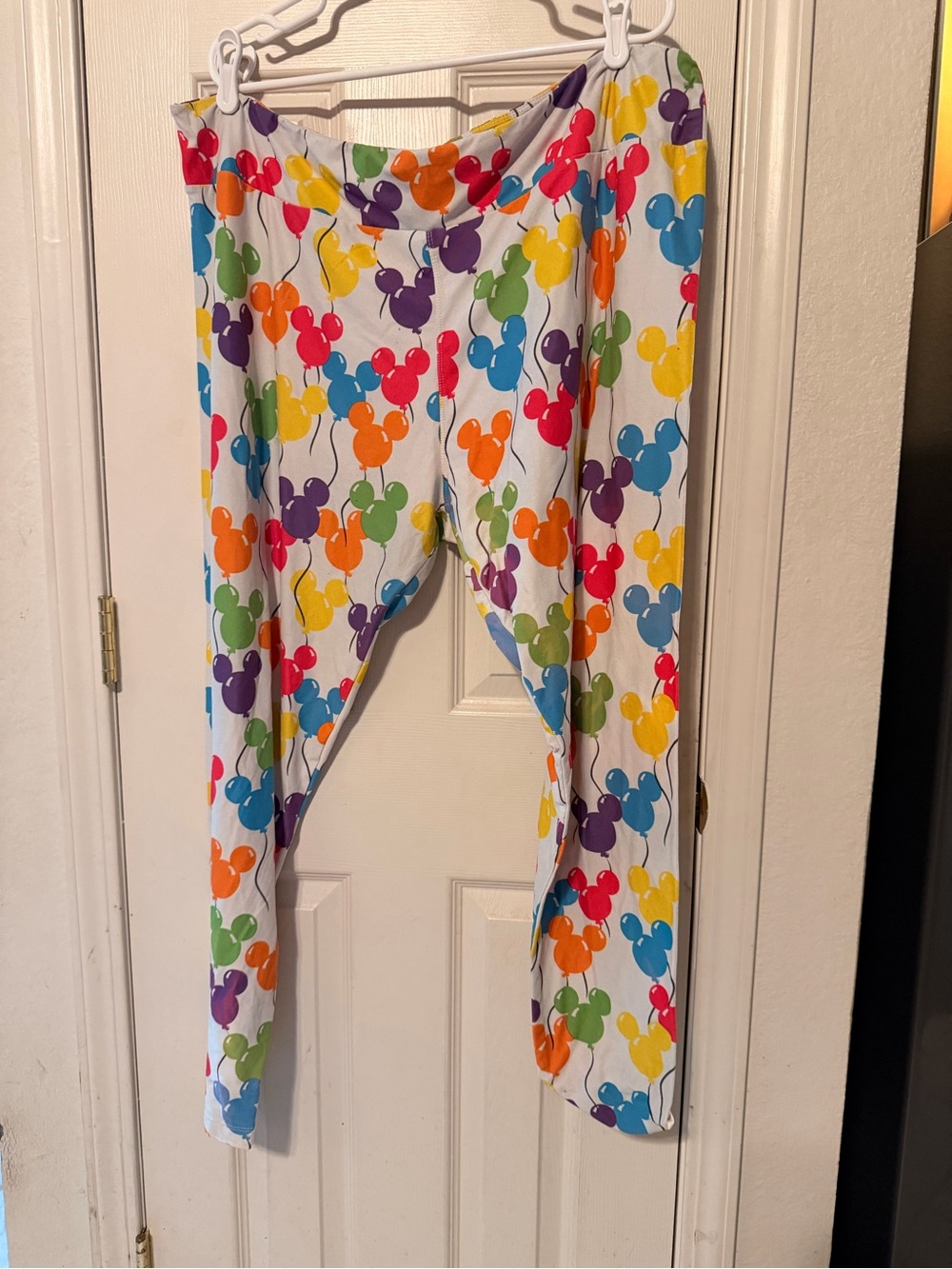Disney White Leggings with Multicolor Mickey Balloon Print